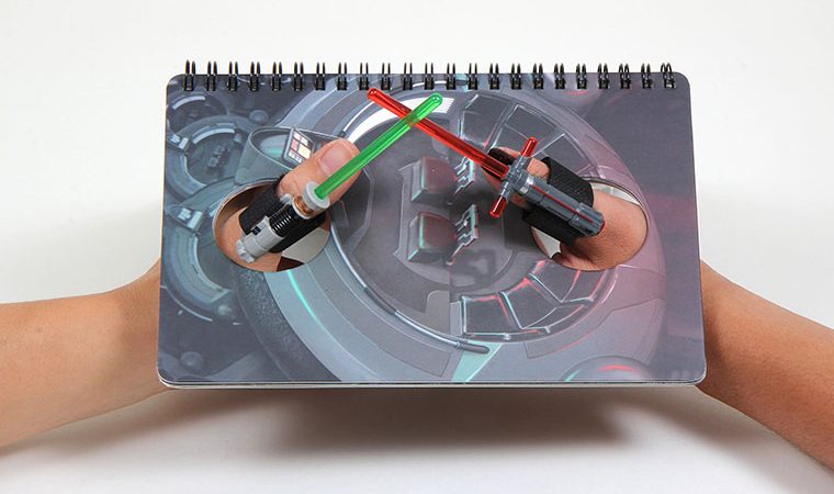 STAR WARS LIGHTSABER THUMB WRESTLING